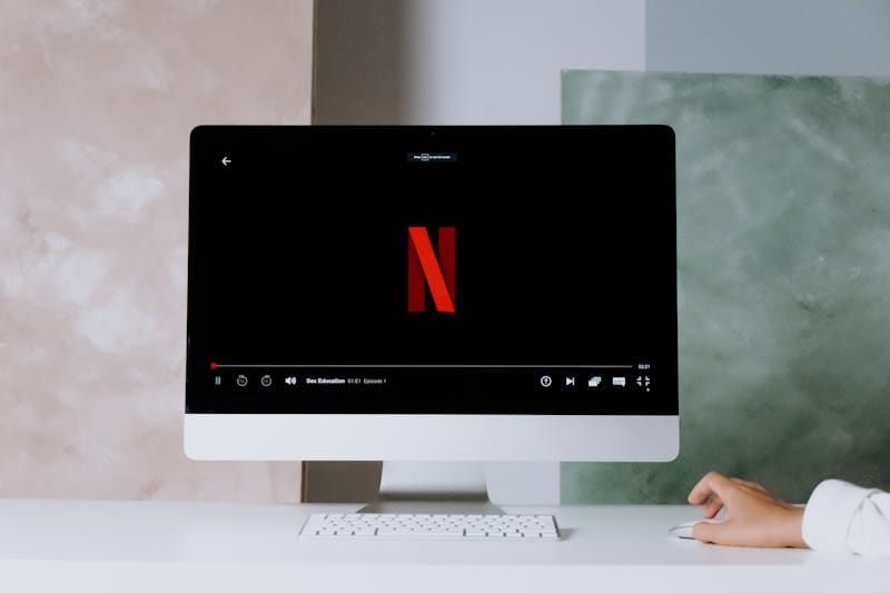 IPTV bufrer Norge fjernkontroll og strømming på smart-TV med Nordic IPTV 2026